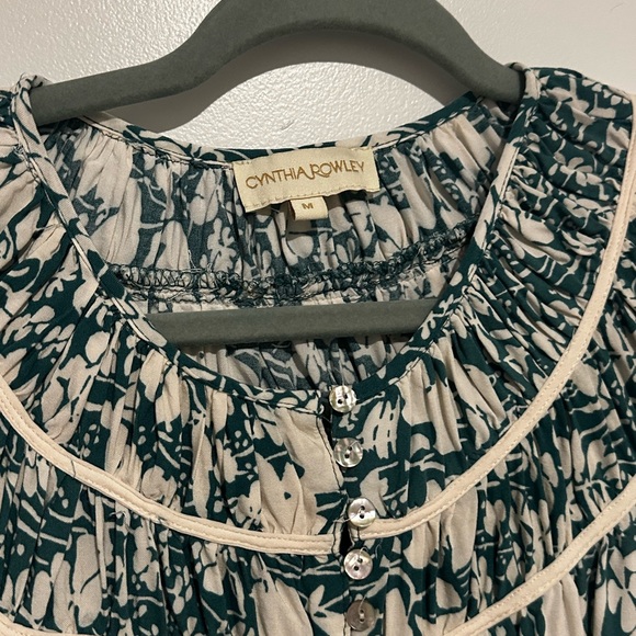 Cynthia Rowley Floral Half Sleeve Blouse - Picture 2 of 4
